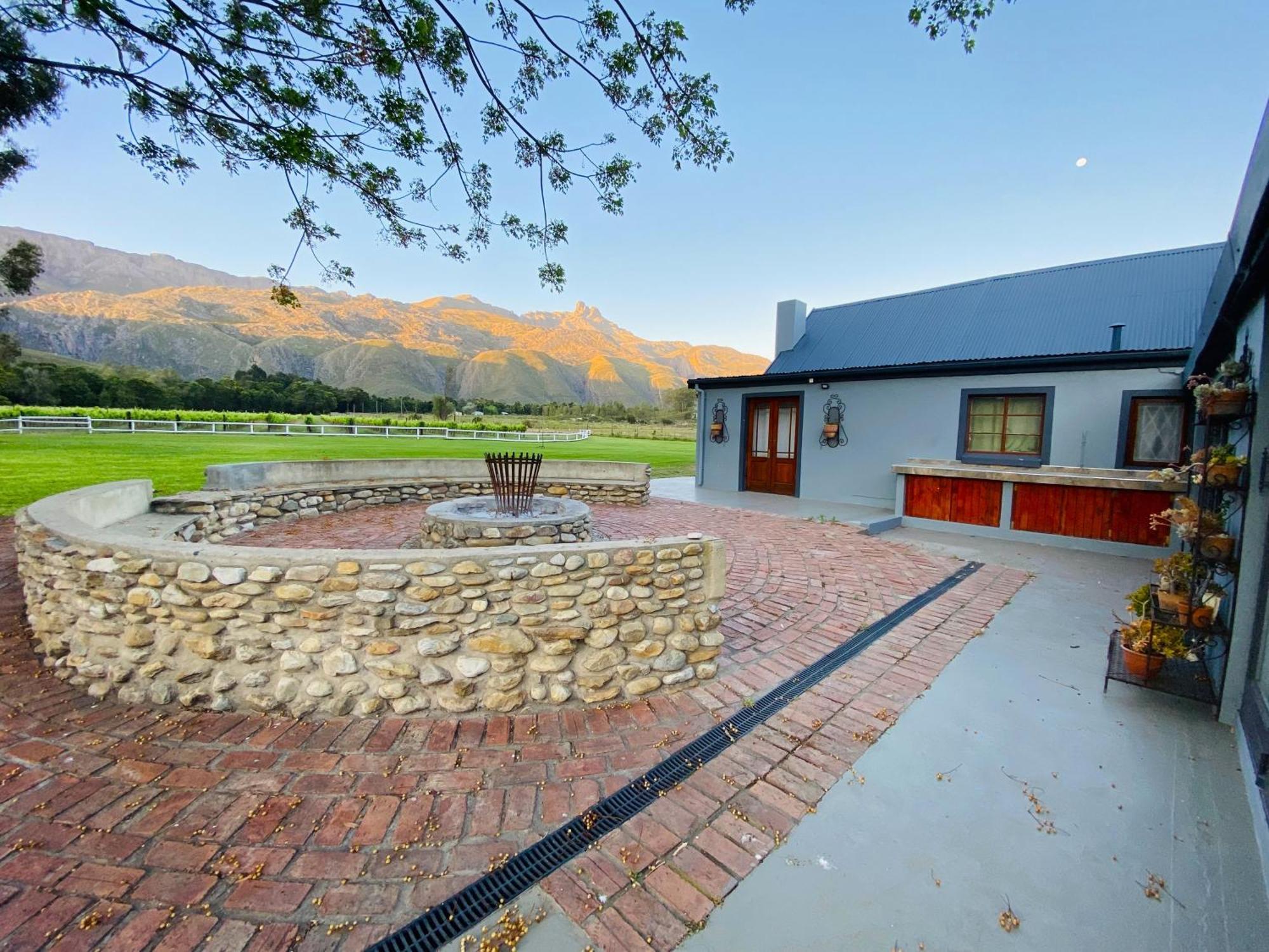 Oaksrest Vineyards Guest Farm Otel Ladismith Dış mekan fotoğraf